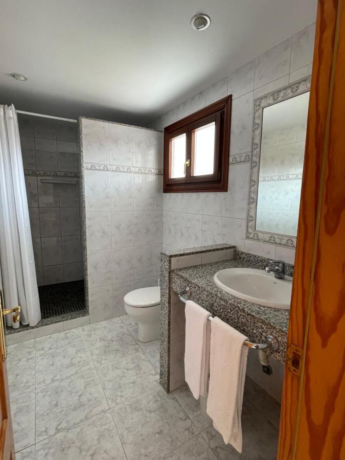 Hostal Can Gallu 칼라 라트자다 외부 사진