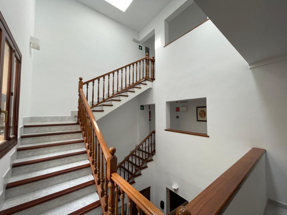 Hostal Can Gallu 칼라 라트자다 외부 사진