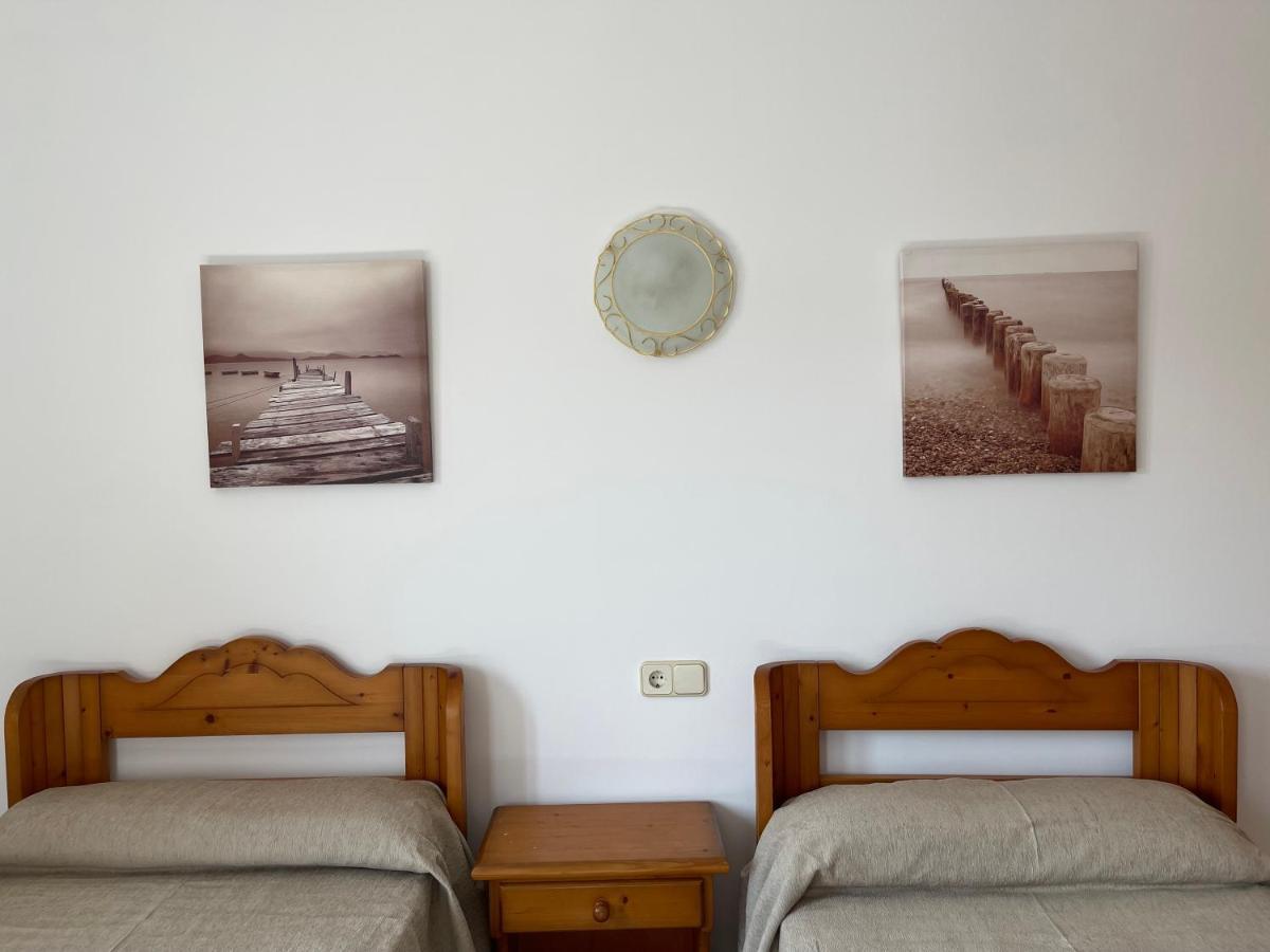 Hostal Can Gallu 칼라 라트자다 외부 사진