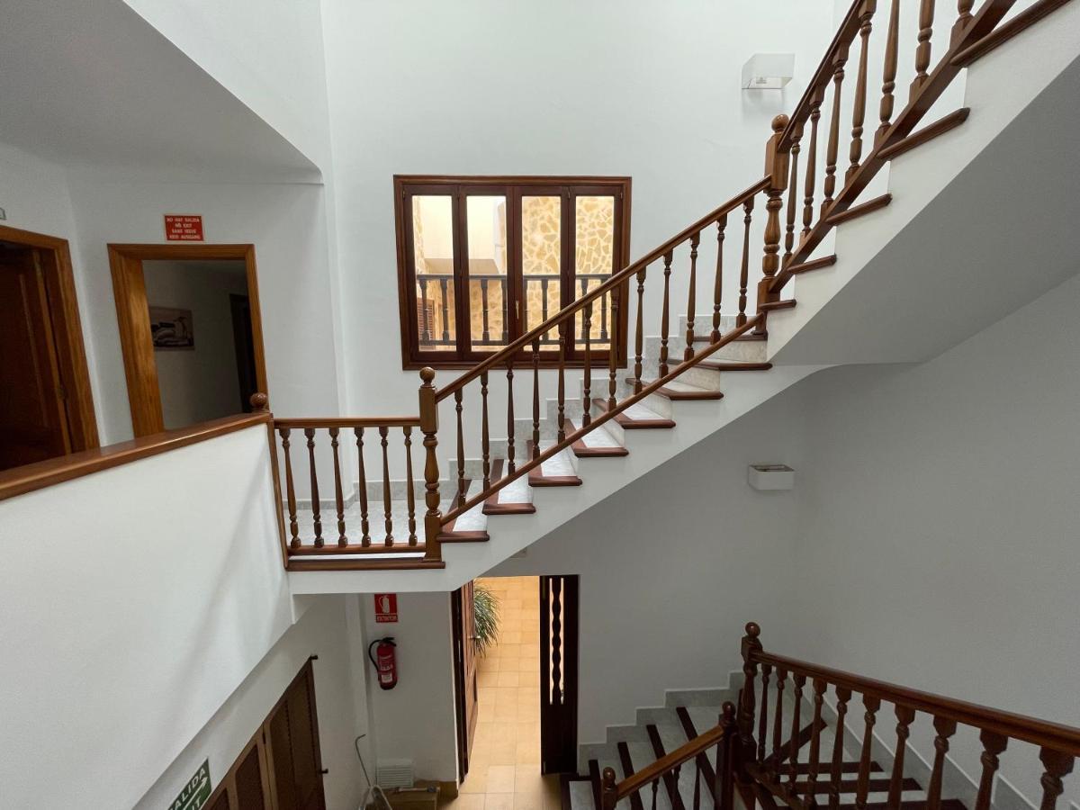Hostal Can Gallu 칼라 라트자다 외부 사진